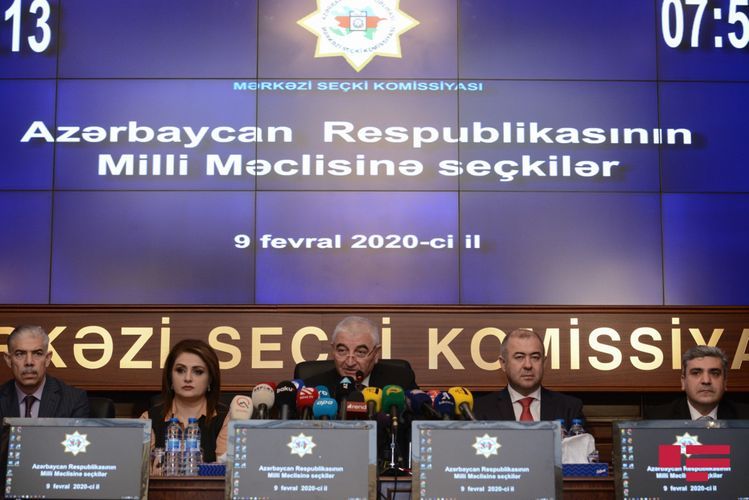 В Азербайджане началось голосование на парламентских выборах