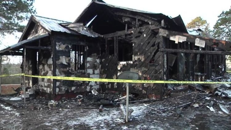 Mother and six children killed in US house fire