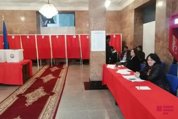 23 saylı Nəsimi-Səbail Seçki Dairəsinin 21 və 22 saylı məntəqəsində yerli və beynəlxalq müşahidəçilər var
