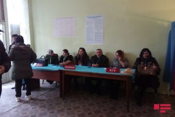 Beynəlxalq müşahidəçilər Mingəçevirdə seçki prosesi izləyir - FOTO