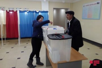 Beynəlxalq müşahidəçilər Mingəçevirdə seçki prosesi izləyir - FOTO