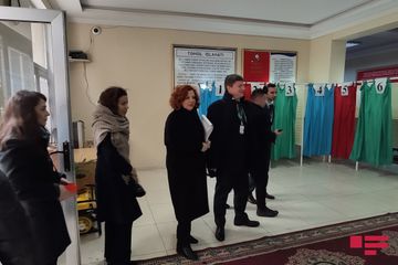 Azərbaycanda parlament seçkiləri keçirilir - FOTOSESSİYA