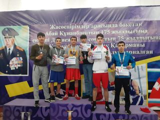 Azərbaycan boksçuları beynəlxalq turnirdə 8 medal qazanıb