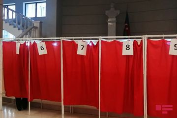 23 saylı Nəsimi-Səbail seçki dairəsinin 13 saylı seçki məntəqəsində prosesi 50-dən çox müşahidəçi izləyir