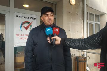 Xankəndi sakinləri parlament seçkilərində səs verir