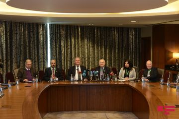 Britaniyalı müşahidəçilər parlament seçkilərini yüksək qiymətləndiriblər