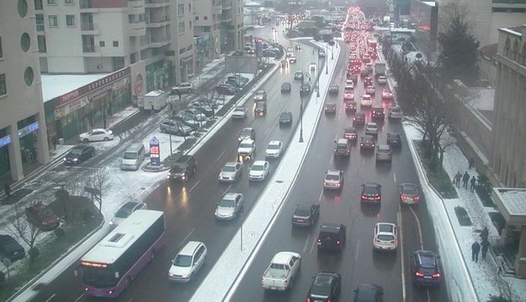 BTA addresses to drivers and pedestrians in relation to unfavorable weather in Azerbaijan