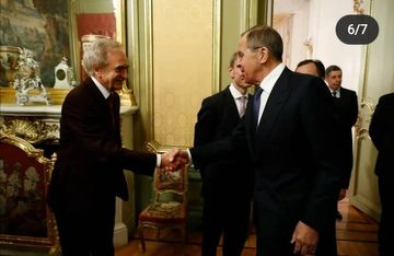 Lavrov Rusiya prezidentinin fəxri fərmanını Polad Bülbüloğluna təqdim edib - FOTO