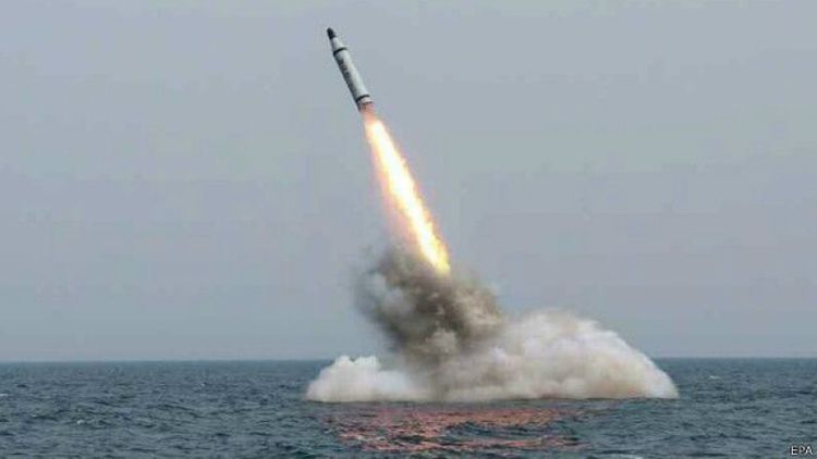 Япония намерена разработать систему, вызывающую самоподрыв у ракет КНДР
