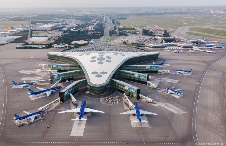 Azərbaycan aeroportlarında sərnişin axını yanvarda 14% artıb