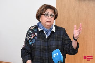 Qara Qarayevin qızı: “Atam Qurana hörmət bəsləyər, onu fəlsəfə, elm kimi öyrənərdi” - MÜSAHİBƏ