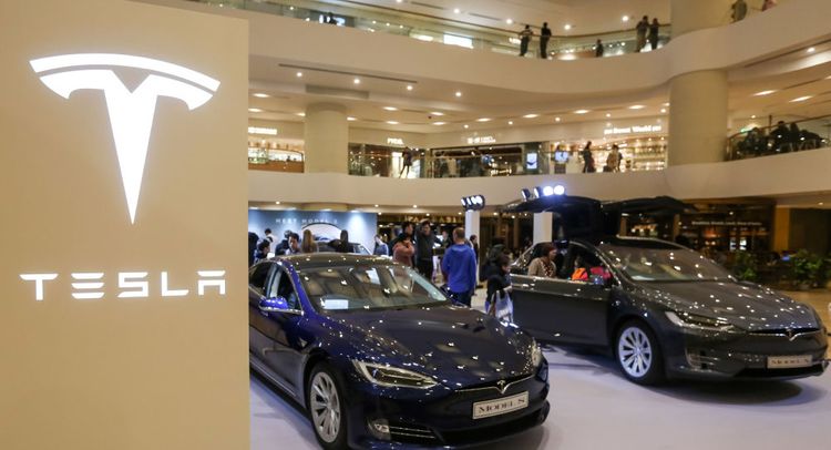 Tesla recalls thousands of vehicles over power steering issue