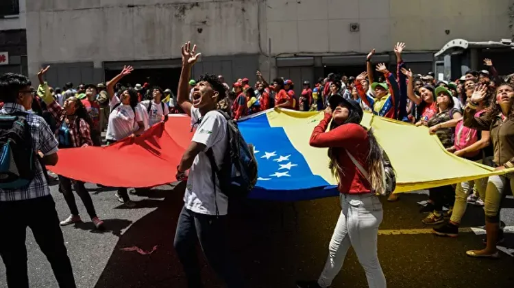 Венесуэла пожалуется в Гаагский трибунал на санкции США