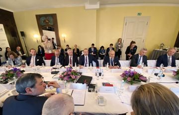 Prezident İlham Əliyev Münhen Təhlükəsizlik Konfransı çərçivəsində keçirilən dəyirmi masada iştirak edib - YENİLƏNİB