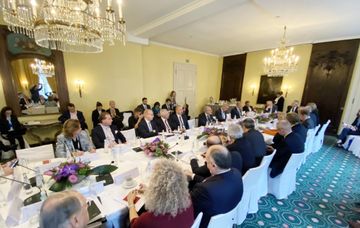 Prezident İlham Əliyev Münhen Təhlükəsizlik Konfransı çərçivəsində keçirilən dəyirmi masada iştirak edib - YENİLƏNİB
