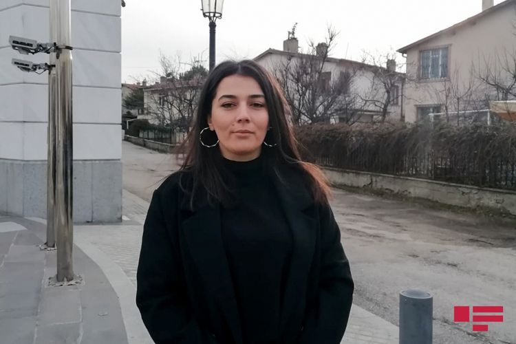 Эвакуированная из Китая азербайджанка: Когда узнала о распространении эпидемии, испытала тревогу за малолетнюю дочь