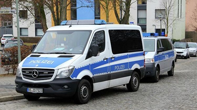 1 killed, 4 injured in shooting outside music venue in Berlin