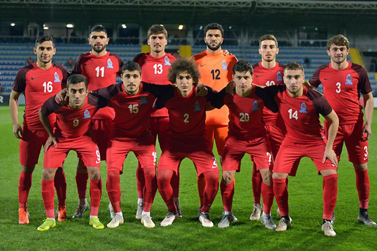 Azərbaycan millisinə 22 futbolçu çağırılıb