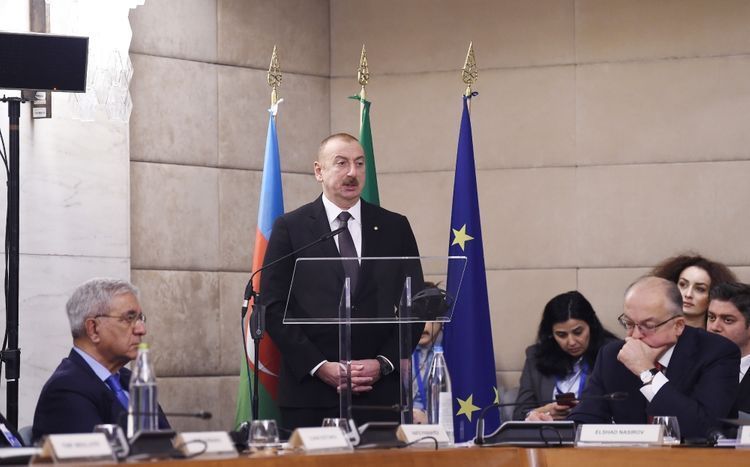 Президент Ильхам Алиев: Проект ЮГК является олицетворением итальяно-азербайджанской дружбы