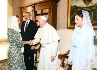 Prezident İlham Əliyev Vatikanda Papa Fransisk ilə görüşüb - YENİLƏNİB