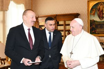 Prezident İlham Əliyev Vatikanda Papa Fransisk ilə görüşüb - YENİLƏNİB