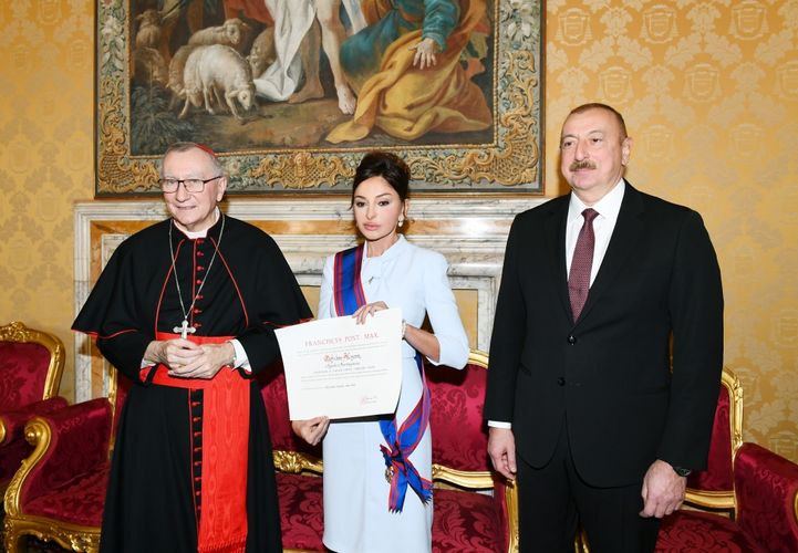 First Vice-President Mehriban Aliyeva awarded highest Papal Order of Knighthood in Vatican