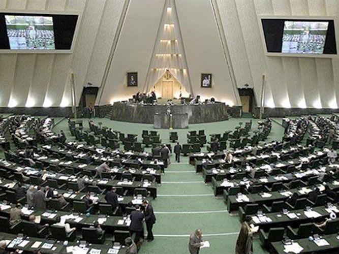 İranda keçirilən seçkilərdə 290 deputat kürsüsünün 223-ə mühafizəkarlar yiyələnib