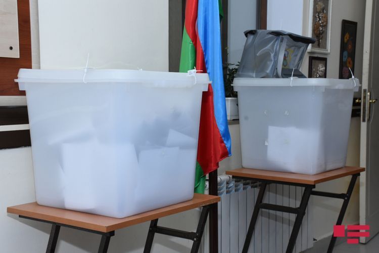 ЦИК Азербайджана отменил результаты голосования по 328 участкам