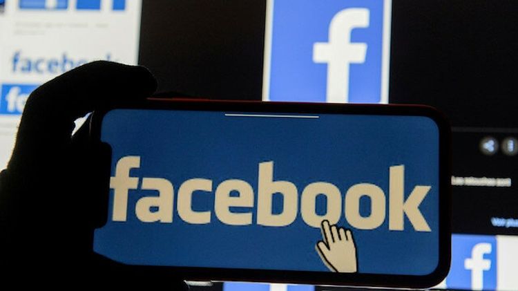 Facebook would have to pay $3.50 per month to US users for sharing contact info
