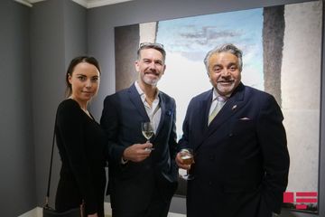 Londonda azərbaycanlı rəssamların sərgisi keçirilir - FOTO