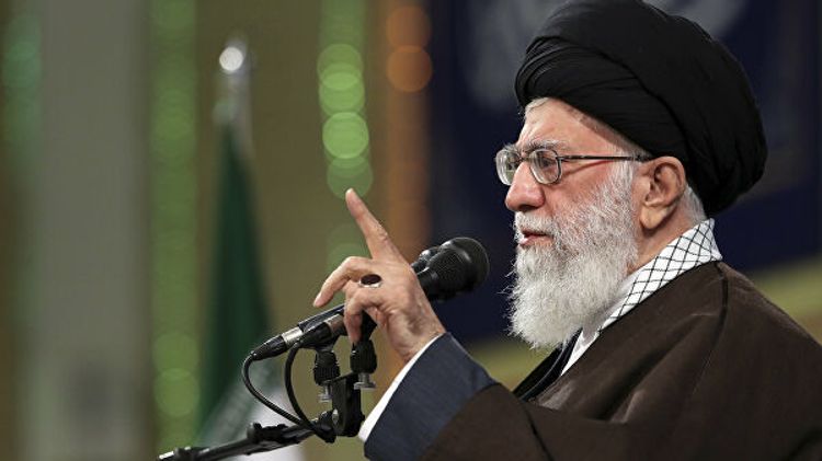 İranın Ali lideri: “Əllərində Süleymaninin qanı olanları sərt qisas gözləyir”