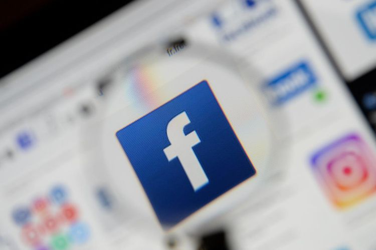 Facebook and eBay pledge to better tackle fake reviews
