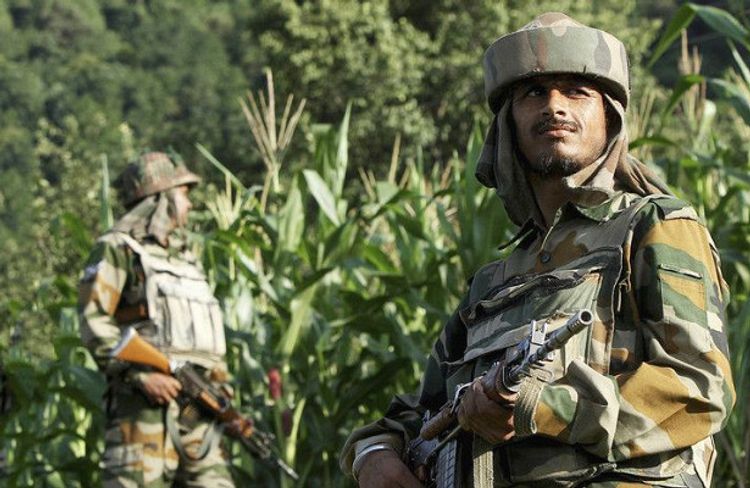 Двое индийских солдат погибли при обстреле с пакистанской стороны