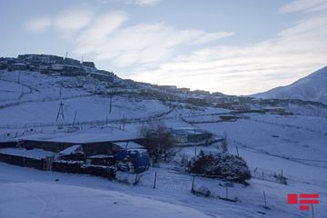 Şimal bölgəsinə qar yağıb, temperatur mənfi 11 dərəcəyədək enib
