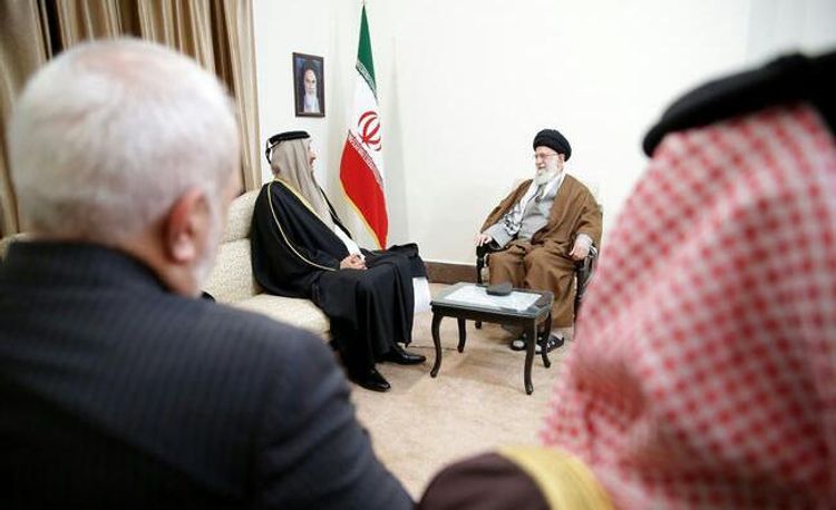 Хаменеи призвал страны региона к более тесному сотрудничеству