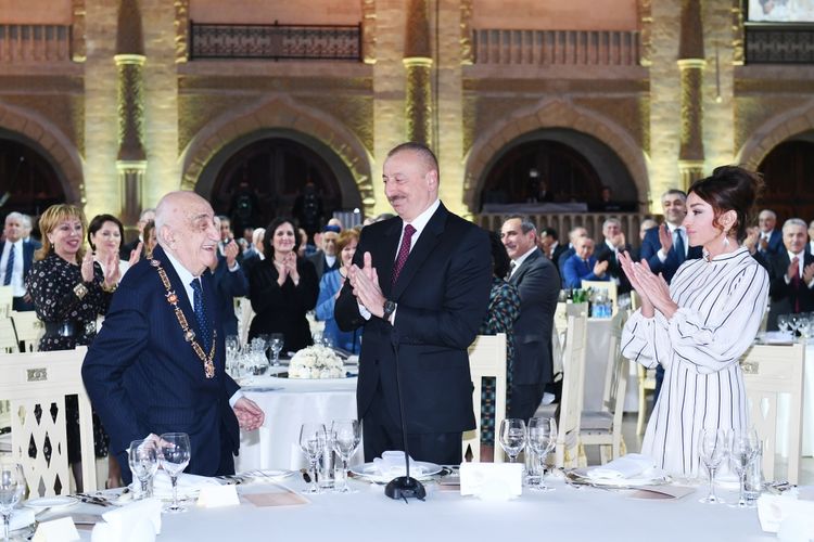 President Ilham Aliyev attended ceremony to celebrate 90th anniversary of renowned oil scientist and geologist, academician Khoshbakht Yusifzade - UPDATED