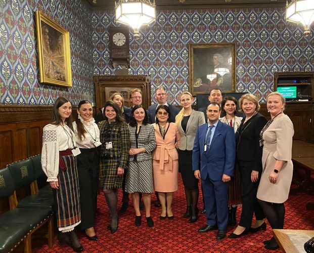 Britaniya Parlamentində Avrasiya regionu dövlətləri ilə ticarət münasibətlərinə həsr edilmiş müzakirələr və sərgi keçirilib