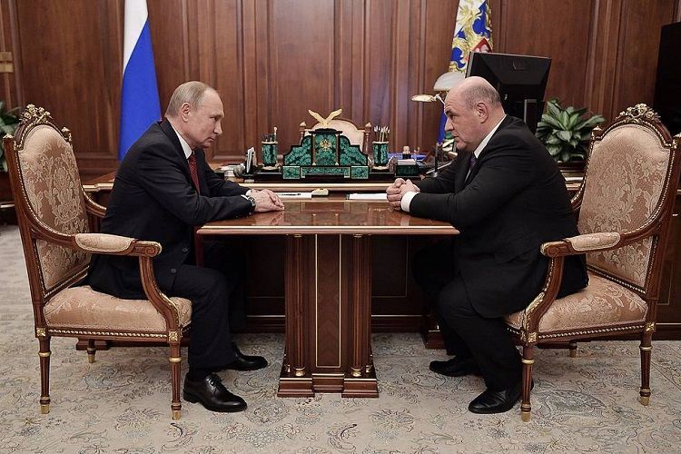 Путин предложил должность премьера главе ФНС