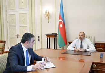Prezident İlham Əliyev Nəqliyyat, Rabitə və Yüksək Texnologiyalar nazirini qəbul edib  - YENİLƏNİB
