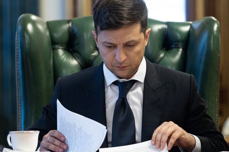 Зеленский не принял отставку премьер-министра