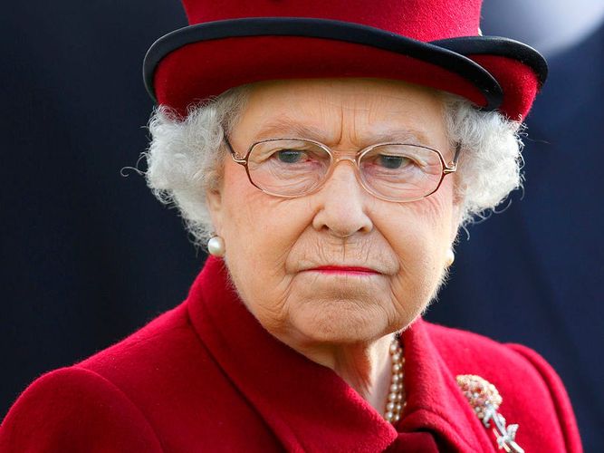 Queen is unhappy about Harry and Meghan spending $3 million on renovation of their home