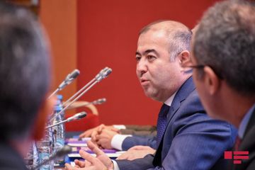 Parlament seçkilərilə əlaqədar müraciətlərə baxılmasına həsr olunan seminar keçirilib