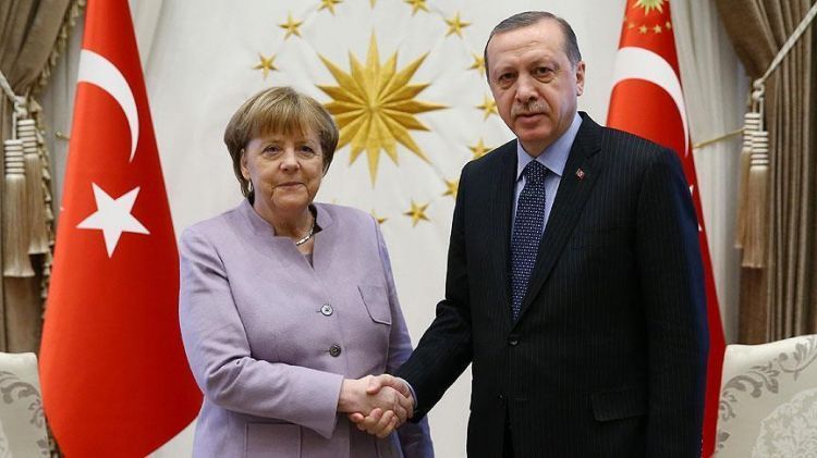 Erdogan, Merkel discuss Libya by phone ahead of Berlin conference