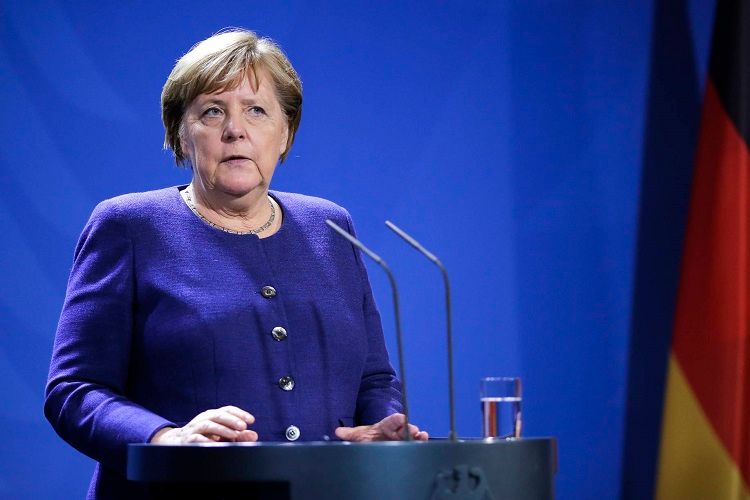 Merkel: "Liviya ilə bağlı konfransda silah embarqosu məsələsi razılaşdırılıb"