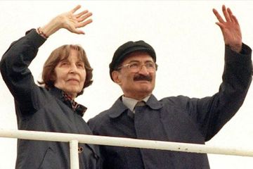 Türkiyənin keçmiş Baş Naziri Bülənt Ecevitin xanımı Rahşan Ecevit dəfn edilib