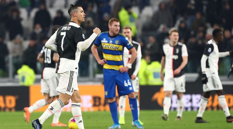 Kriştianu Ronaldo çempiona qələbə qazandırıb, izləyicilərlə fərq artıb