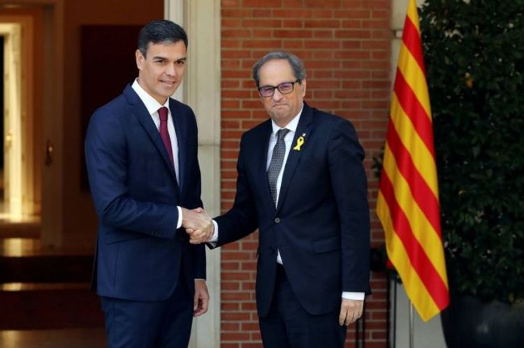 Премьер Испании встретится с лидером Каталонии