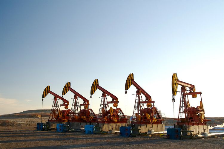 Qazaxıstan Çinə neft ixracını dayandırıb