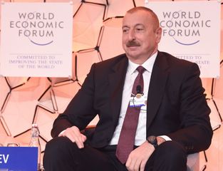 Prezident İlham Əliyev Davos Dünya İqtisadi Forumunun “Strateji baxış: Avrasiya” mövzusunda panel iclasında iştirak edib