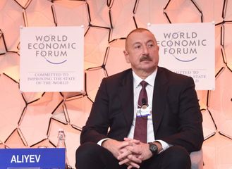 Prezident İlham Əliyev Davos Dünya İqtisadi Forumunun “Strateji baxış: Avrasiya” mövzusunda panel iclasında iştirak edib
